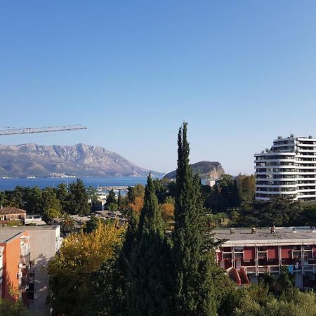 Olimp Lux Hotell Budva Exteriör bild