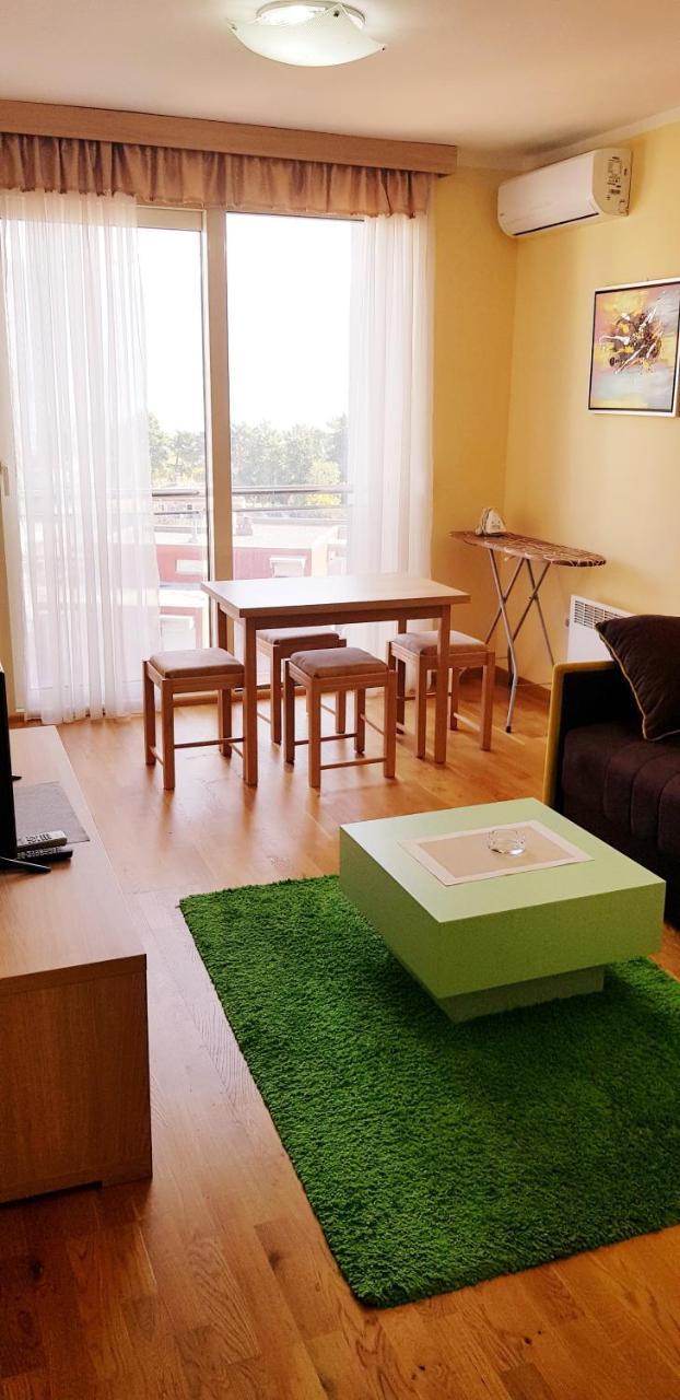 Olimp Lux Hotell Budva Exteriör bild